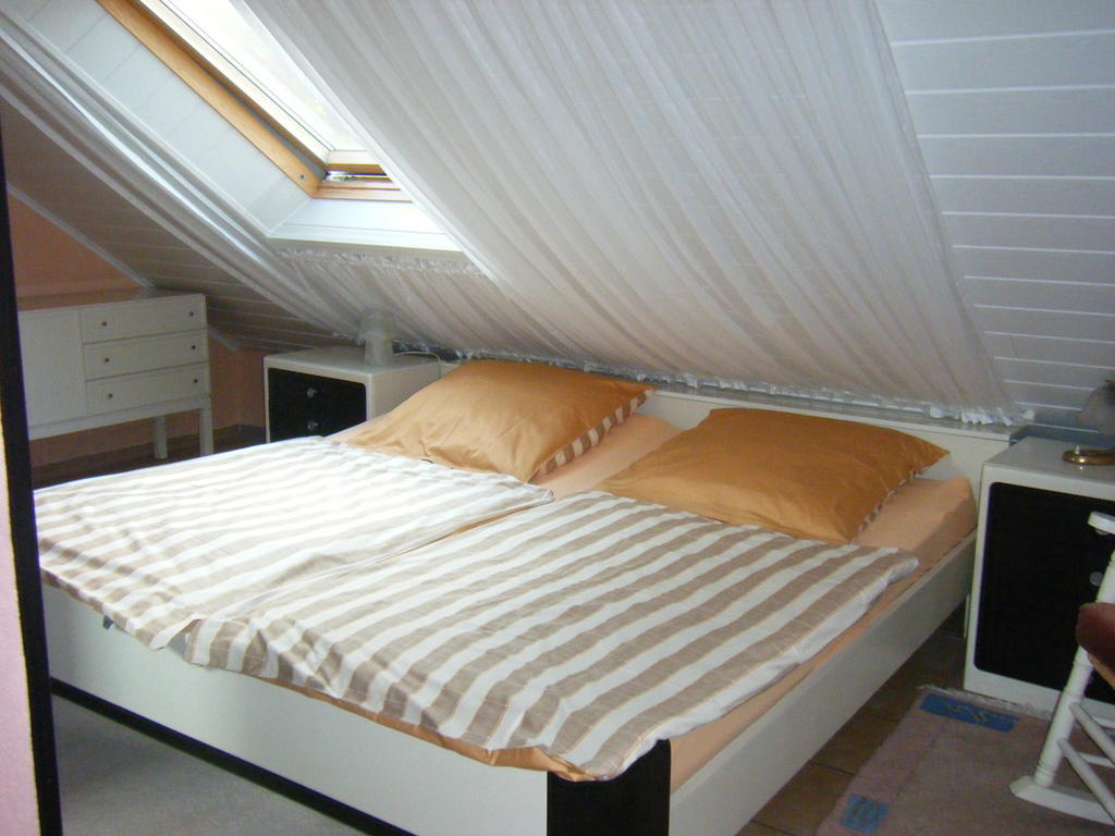 Ferienwohnung M. Lemmermeyer Neumagen-Dhron Zimmer foto